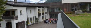 Schulstelle_Grundschule-Oberrasen_1-scaled